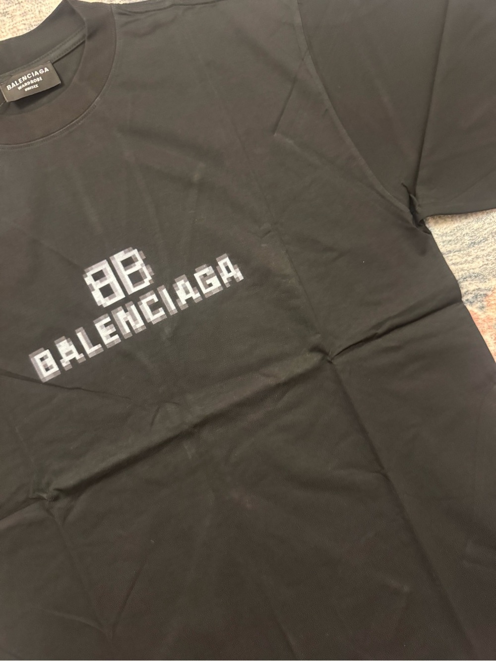 Balenciaga Black Short-Sleeve Logo Tee - Picture 4 of 5